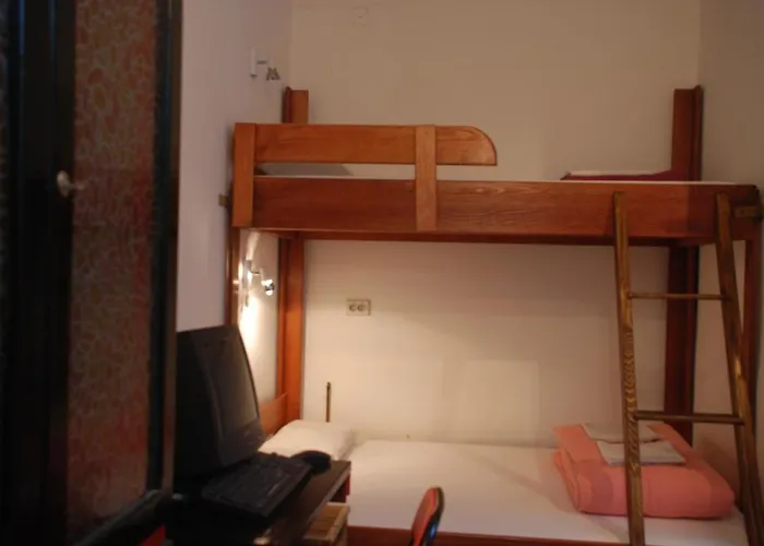 Tash Hostel Belgrad
